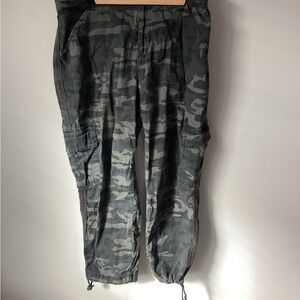 Women’s Camouflage Cargo Pants